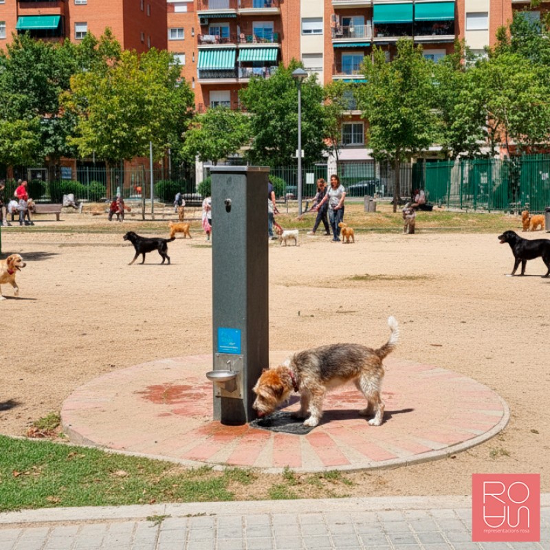 Font urbana canina Hèrcules FSM-01